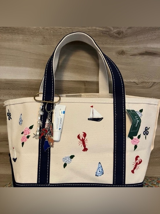 L.L. Bean Handbags - Navy Boat and Tote L.L. Bean